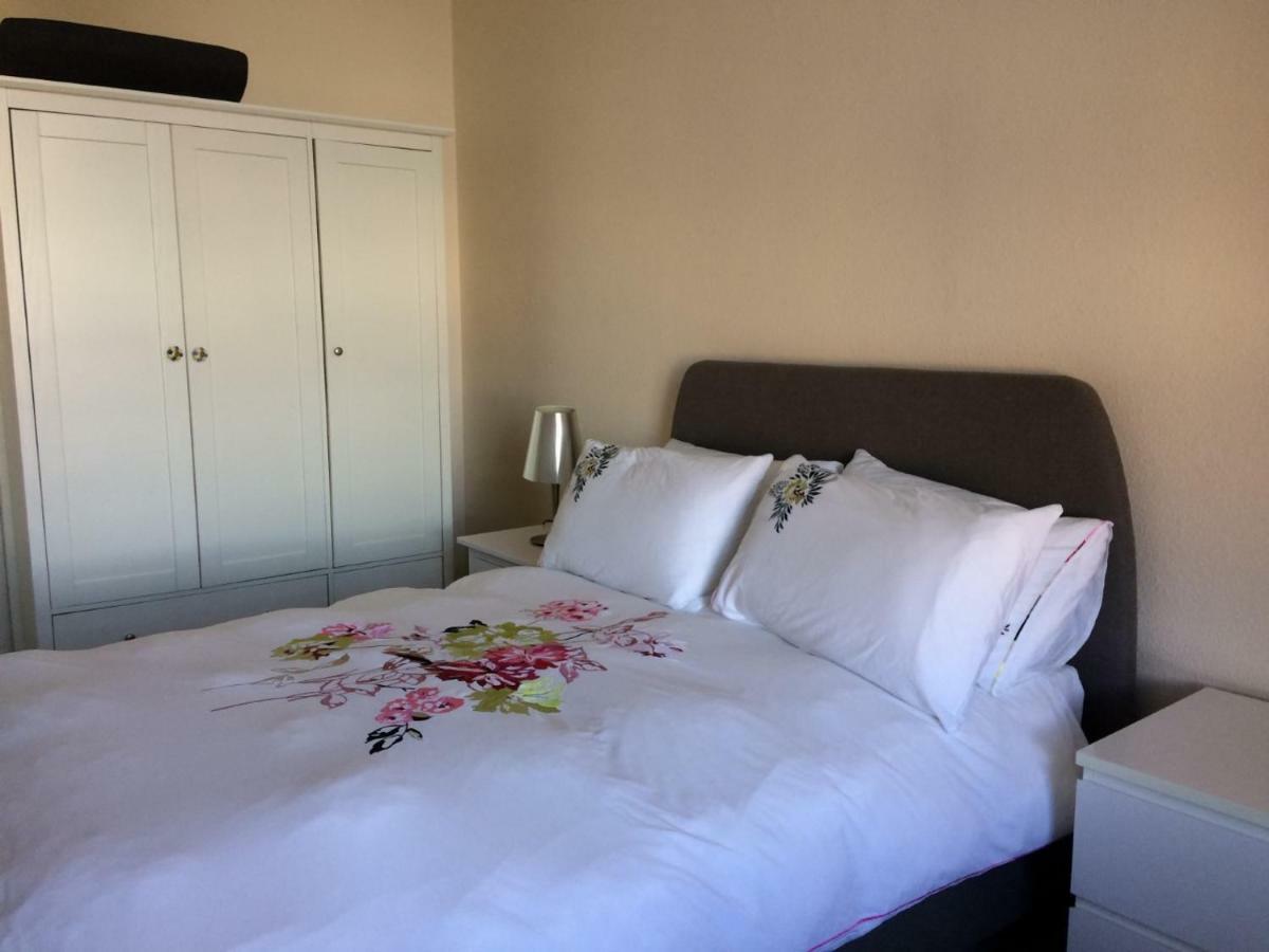 Royal Mile 3rd Floor No Lift Apartment EDI